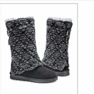 Knit women's boots